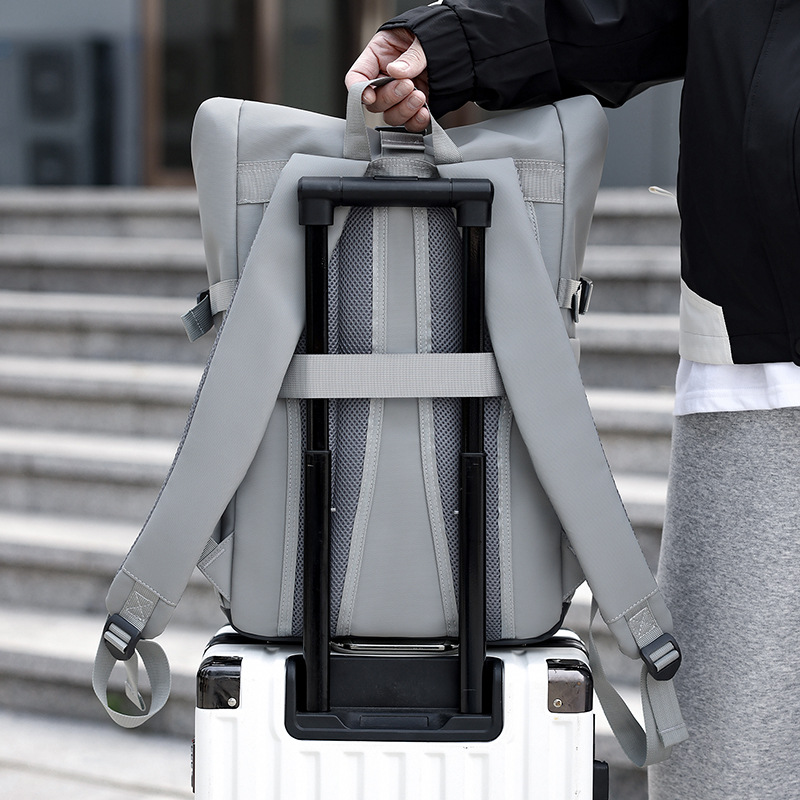 Plecak na laptopa dla biznesme – Cycling Commuter Backpack Laptop recenzja i cena